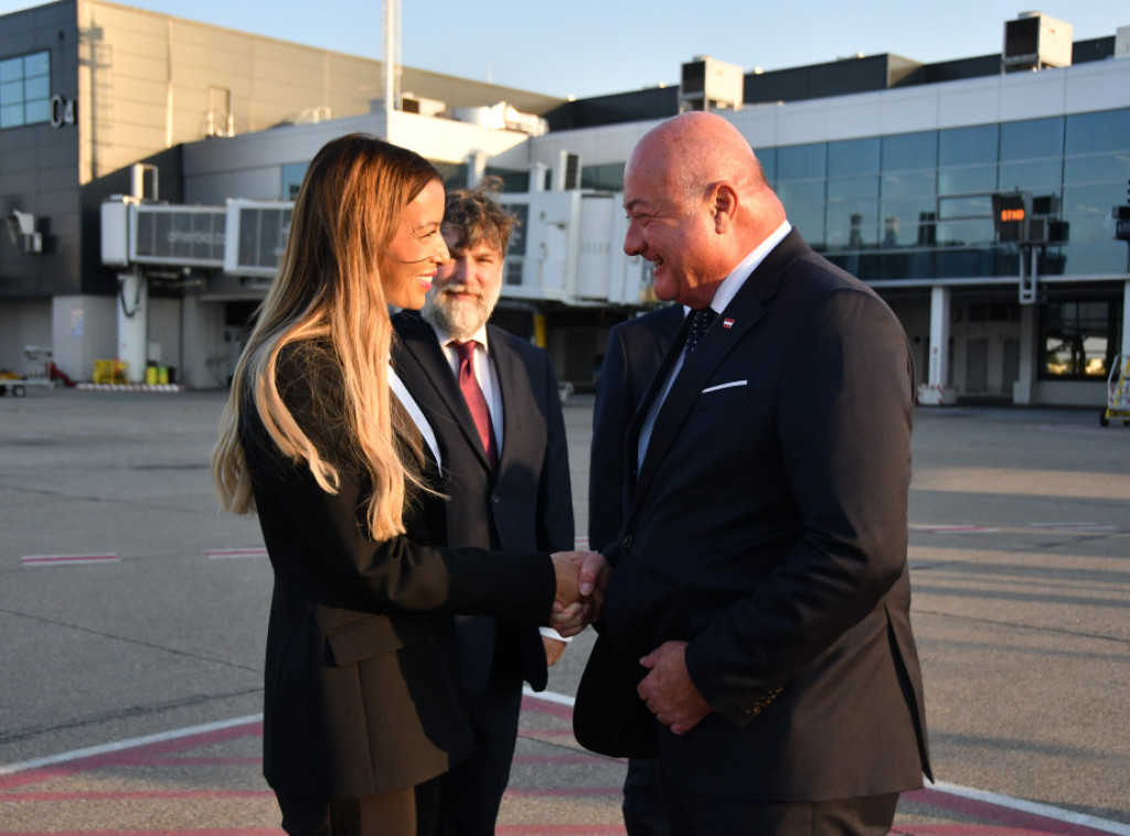 Mesarović ispratila Štokera nakon završetka posete Srbiji