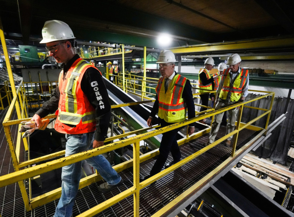 Industrijska proizvodnja u evrozoni u junu mesečno pala za 1,3 odsto