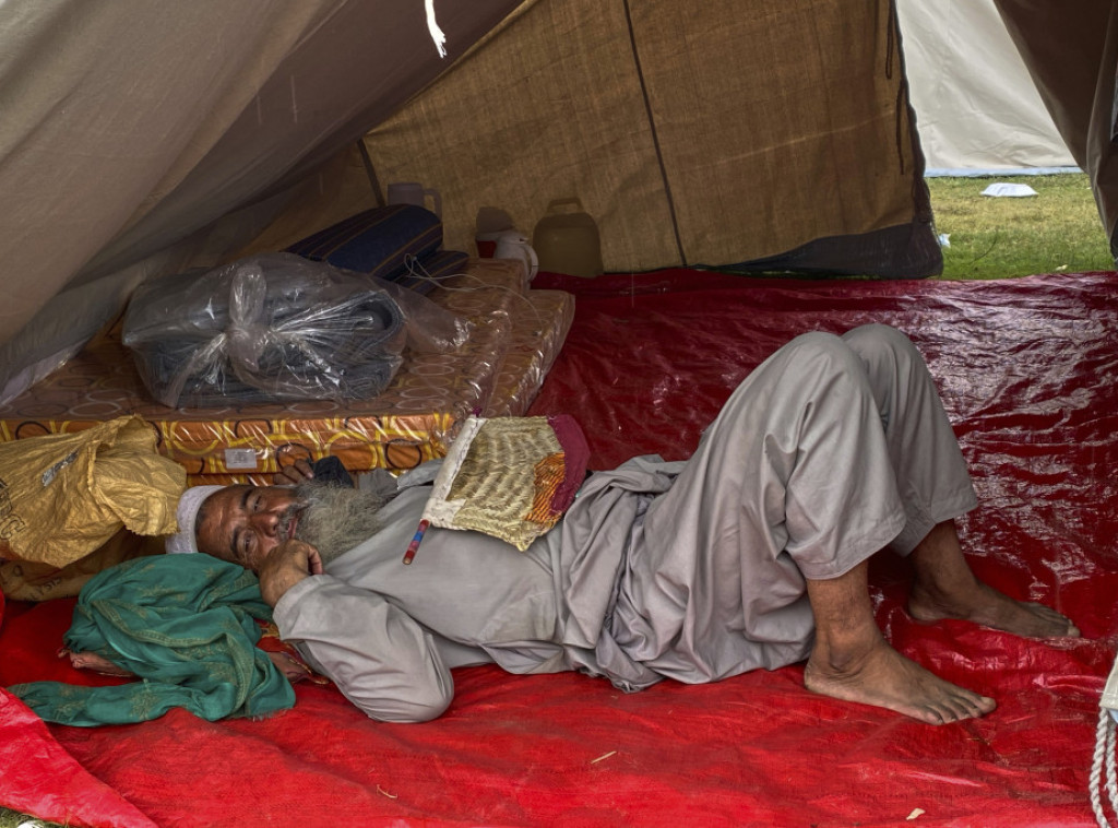 U napadima militantnih grupa na pakistansku policiju poginula petorica policajaca