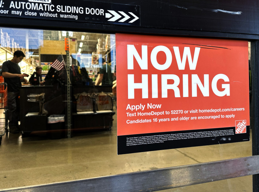 SAD: Smanjen broj početnih zahteva za naknadu za nezaposlenost