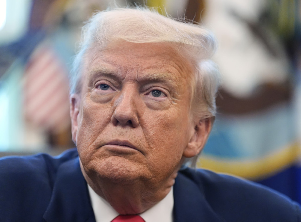 SAD: Tramp pozvao guvernerku Federalnih rezervi Lajzu Kuk da podnese ostavku