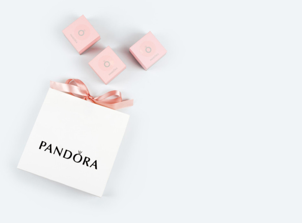 Akcije danskog proizvođača nakita Pandora pale za 14%, firma očekuje slabiju prodaju