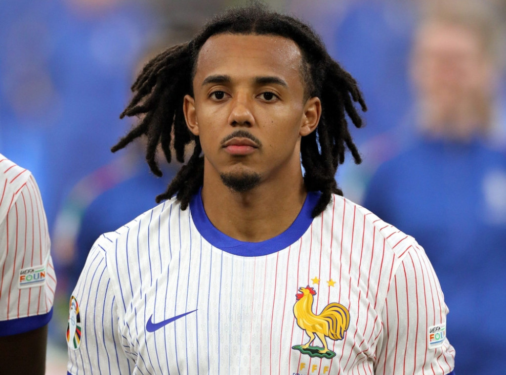 Barselona postigla dogovor o produženju ugovora sa Žilom Kundeom