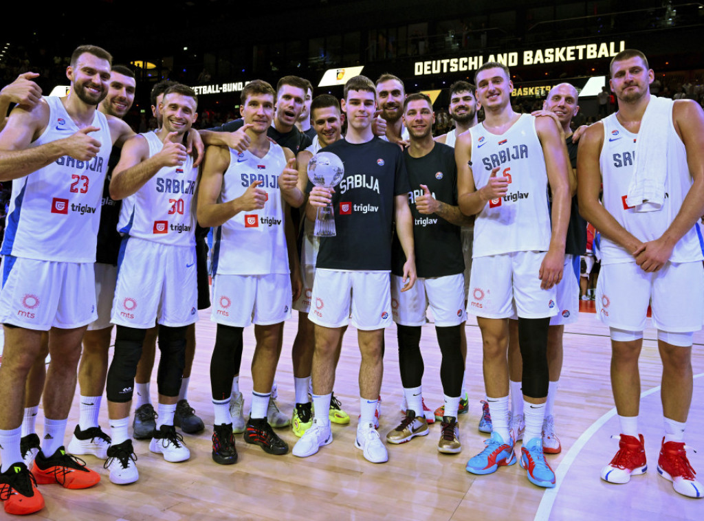 Košarkaši Srbije pobedili Nemačku i osvojili Superkup u Minhenu