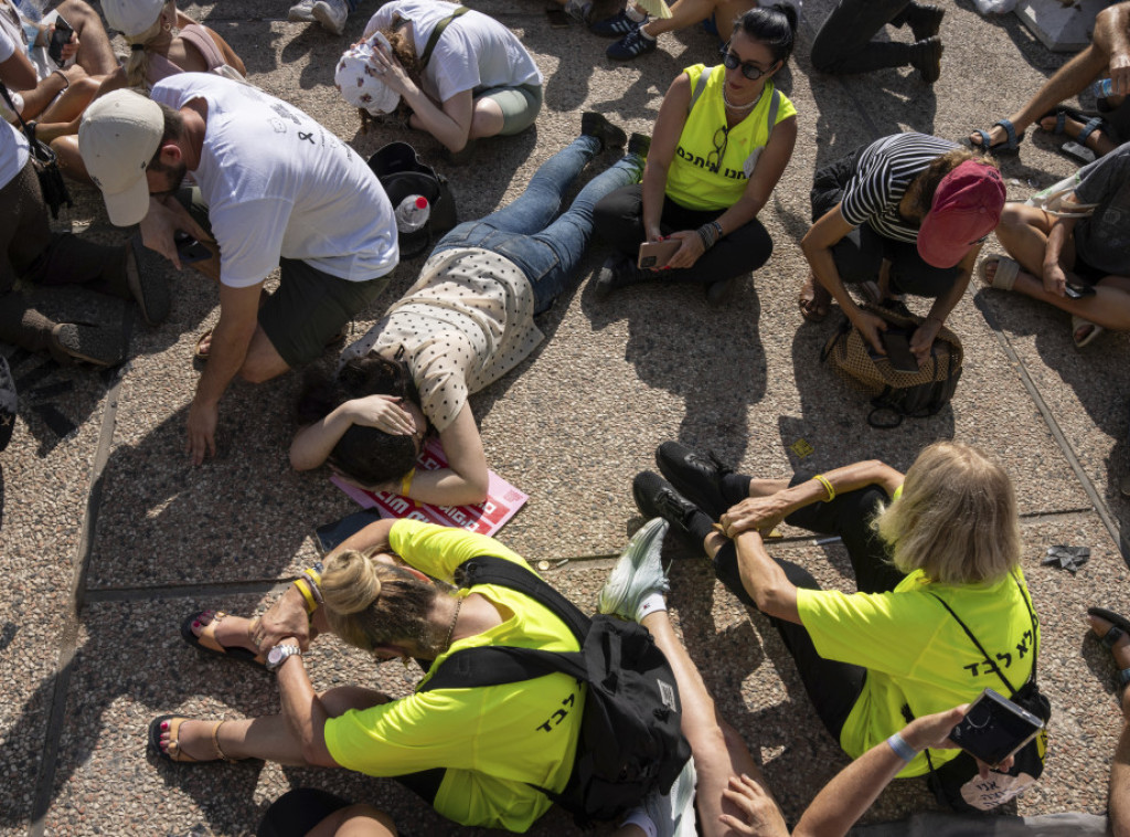 Najmanje 21 osoba poginula dok je pokušavala da primi pomoć u južnom delu Gaze