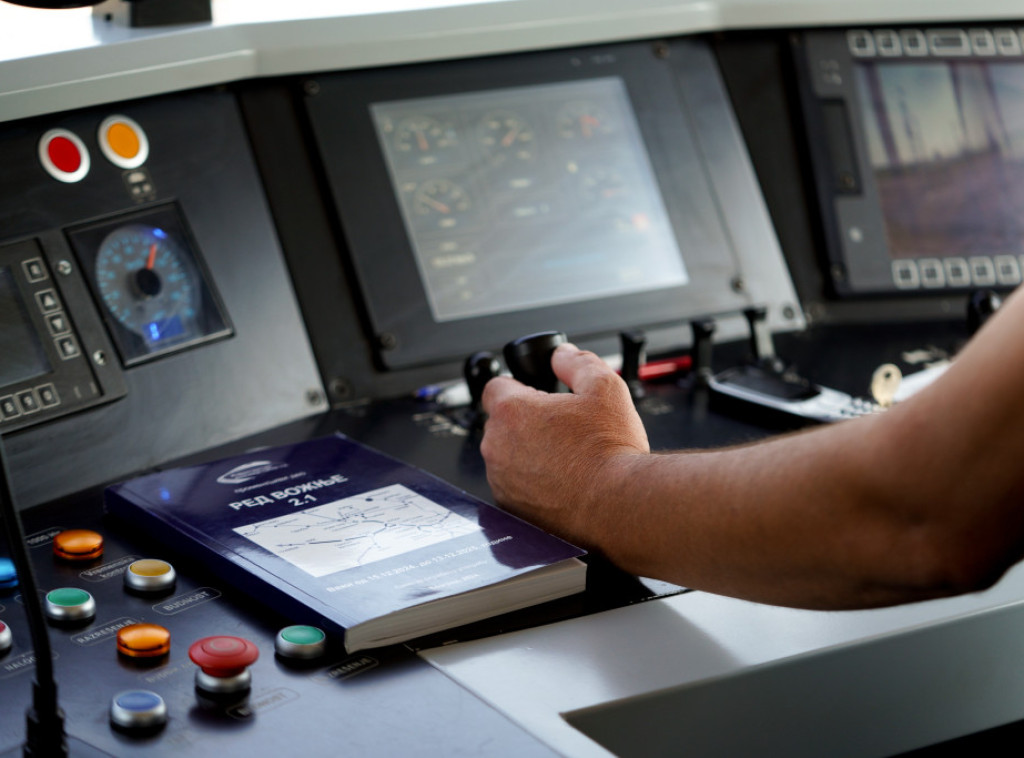 Janoš Lazar: Na jesen tehnička primopredaja mađarskog dela pruge Beograd-Budimpešta