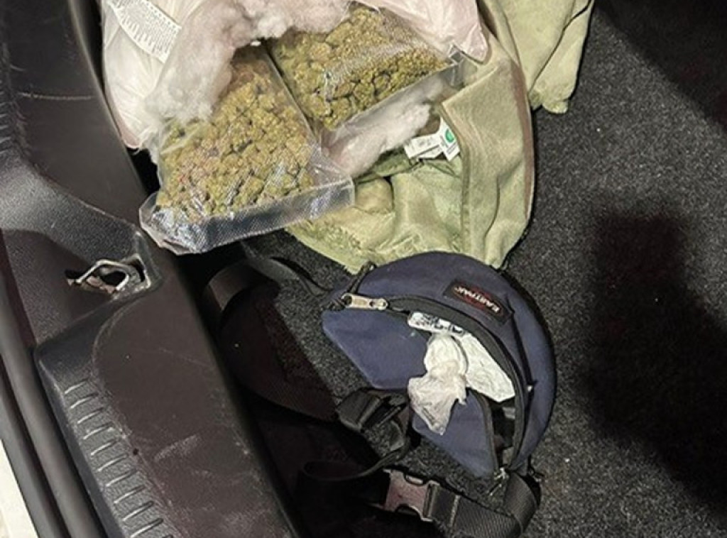 Na Horgošu sprečen pokušaj krijumčarenja skoro pola kilograma marihuane