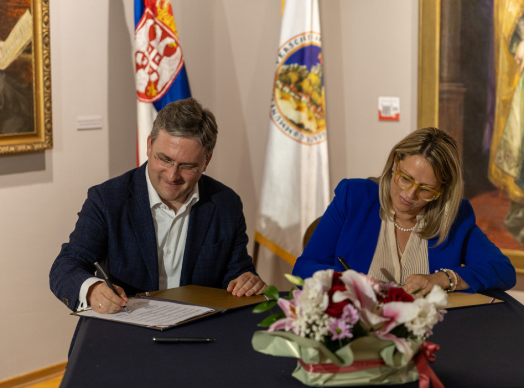 Nikola Selaković potpisao ugovore za projekte u Vršcu u vrednosti od 19,5 milona dinara