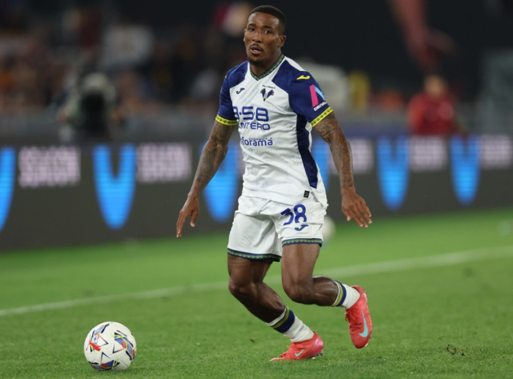 Kamerunski fudbaler Džekson Čačua novo pojačanje Vulverhemptona