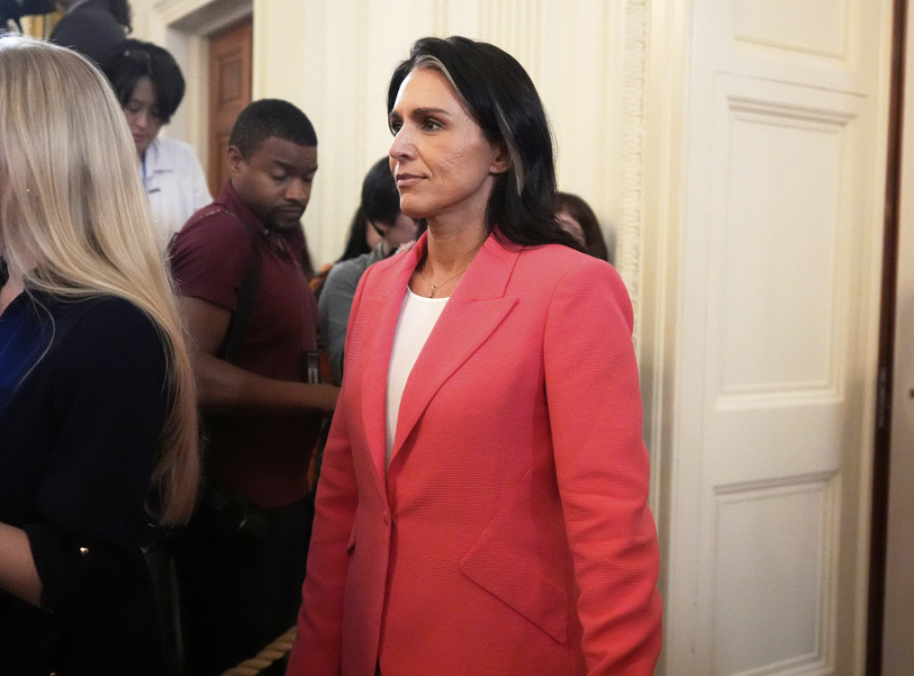 SAD: Tulsi Gabard naredila oduzimanje bezbednosnih dozvola za 37 obaveštajaca