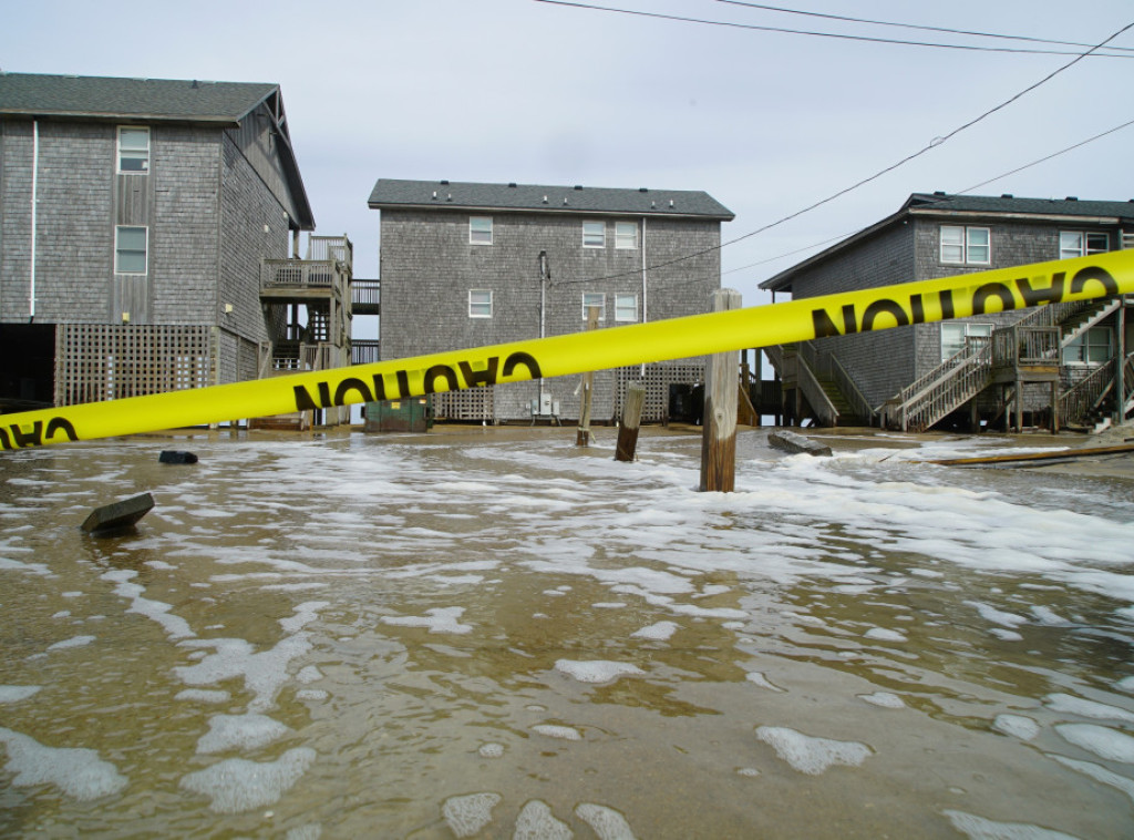 Uragan Erin doneo jake vetrove i poplave u Severnoj Karolini