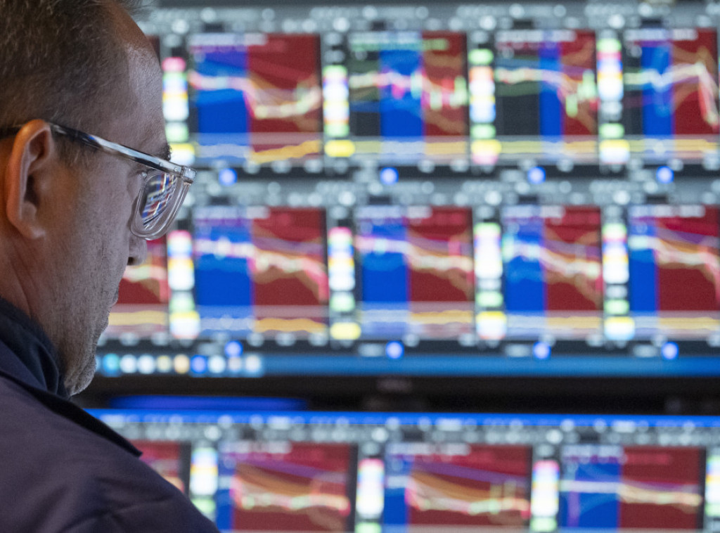 Evropski indeksi uglavnom u padu, investitori očekuju poruke sa samita u Džekson Holu