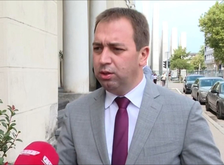 Goran Selak: Srpska i Srbija spremne da daju sve garancije za puštanje generala Mladića