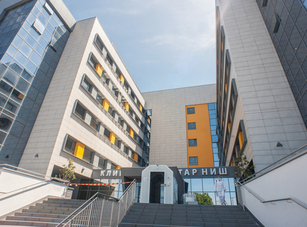 Niški Univerzitetski klinički centar raspisao oglas za prijem 68 zdravstvenih radnika