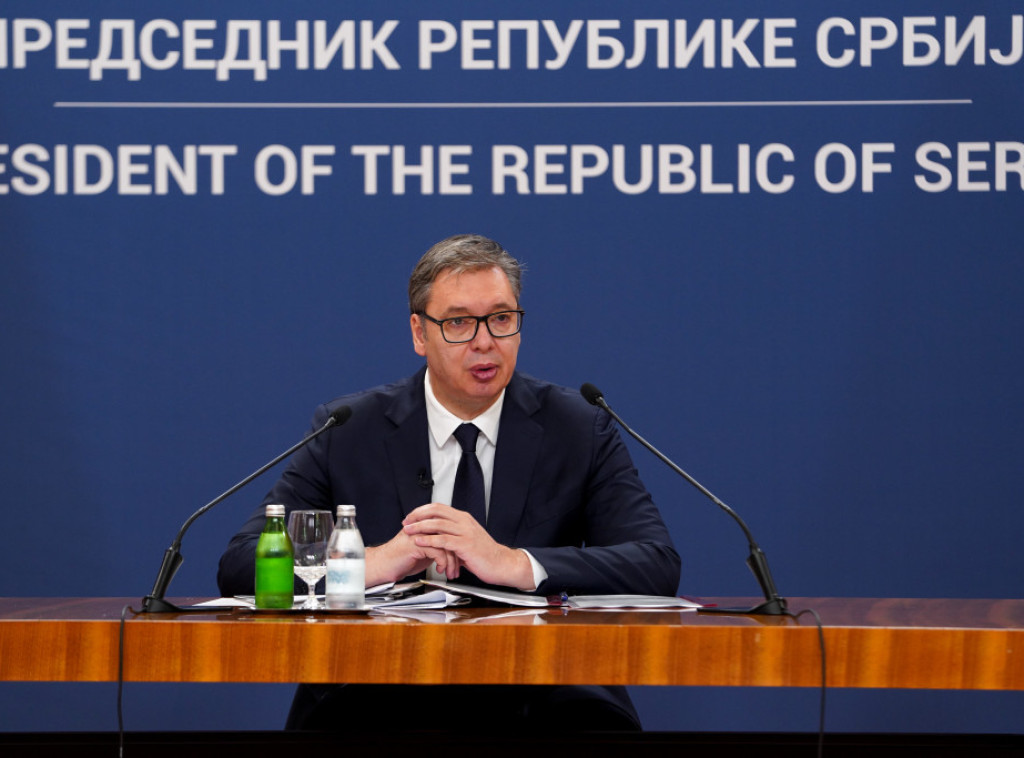 Vučić: Blokaderima se ne dopadaju podaci o broju ljudi na skupovima protiv blokada