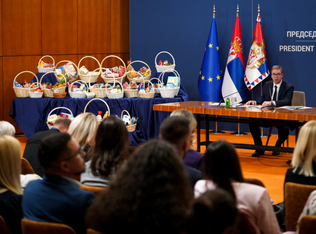 Nove mere za niže marže, kamate kredita, zaštitu od izvršitelja, popusti na struju i ogrev