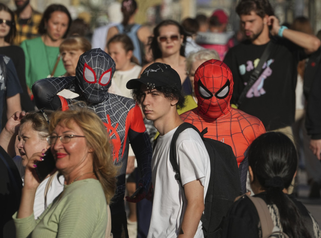 Anketa: 39 odsto Rusa smatra svoj narod posebnim