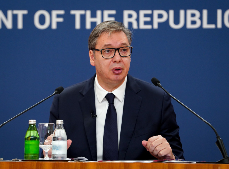 Vucic: No one in world can overrun Serbia today, parade not aimed at political gains