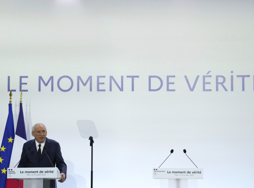 Francuski premijer najavio za 8. septembar glasanje o poverenju Vladi