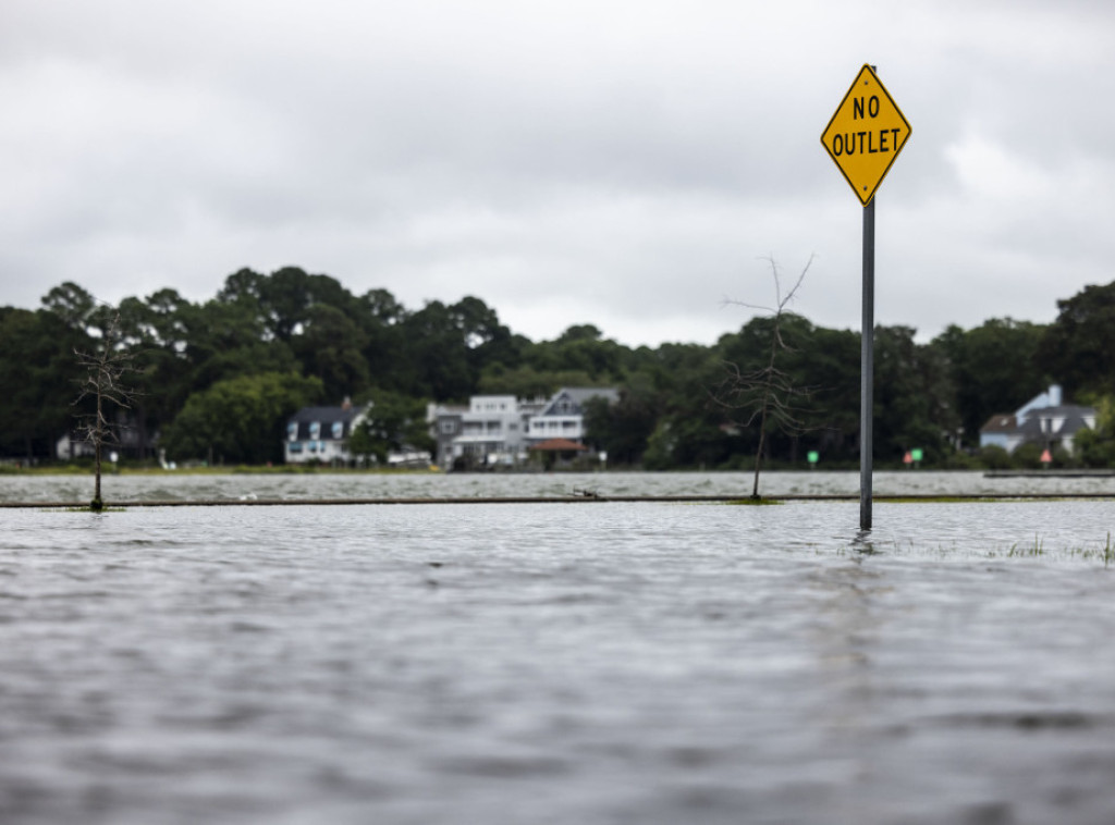 Dve osobe poginule u uraganu Erin koji je pogodio Sjedinjene Američke Države
