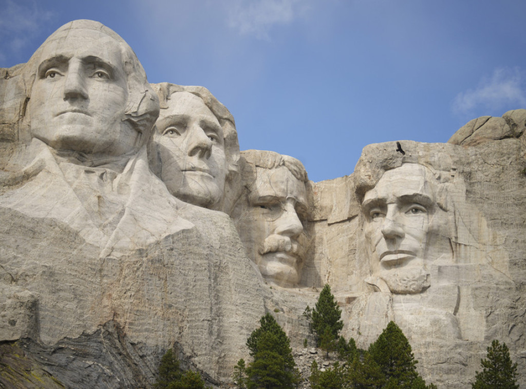 Stručnjaci: Nema prostora za Trampov lik na planini Rašmor