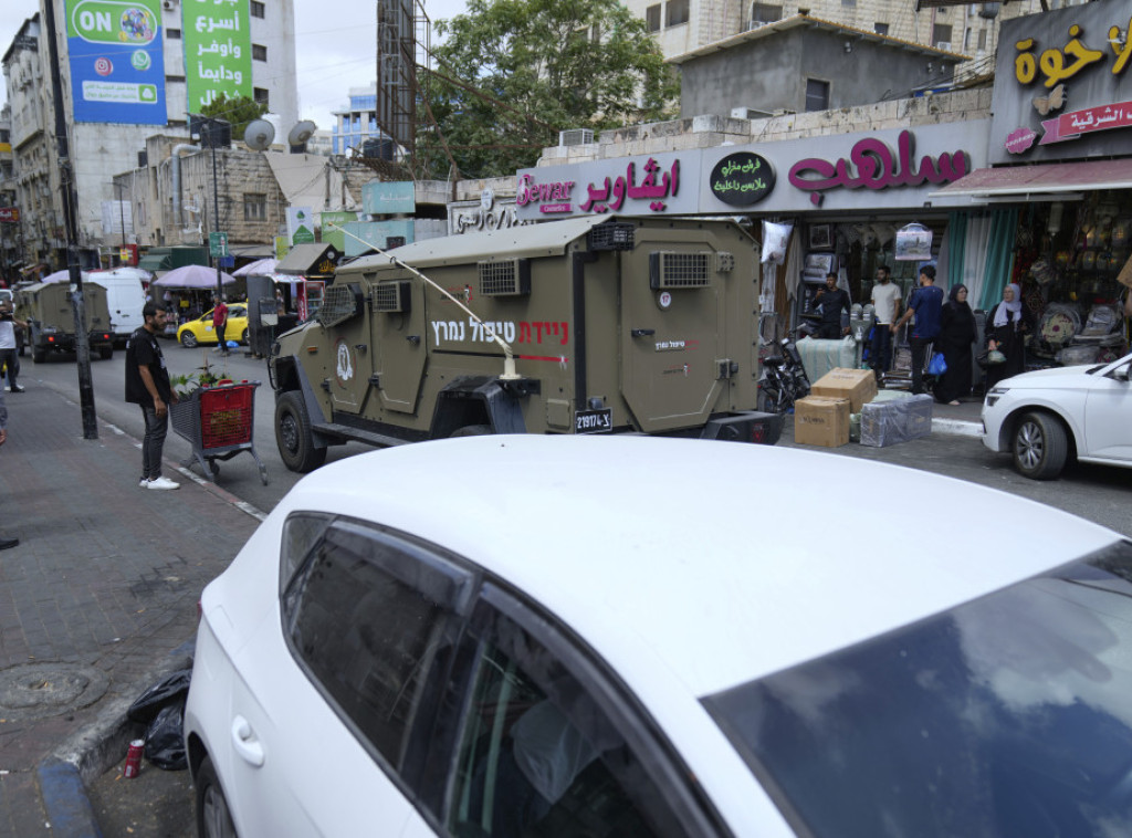 Izraelska vojska sprovodi raciju u Ramali, zaplenjena sredstva i uhapšeni osumnjičeni