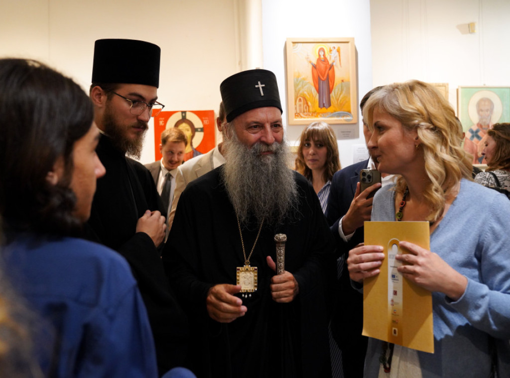 Patrijarh Porfirije otvorio izložbu "Svetlost Logosa" u Galeriji Kolarca