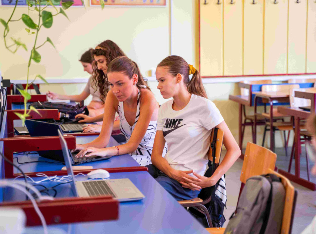 Održana četvrta letnja škola programiranja u Sremskoj Mitrovici