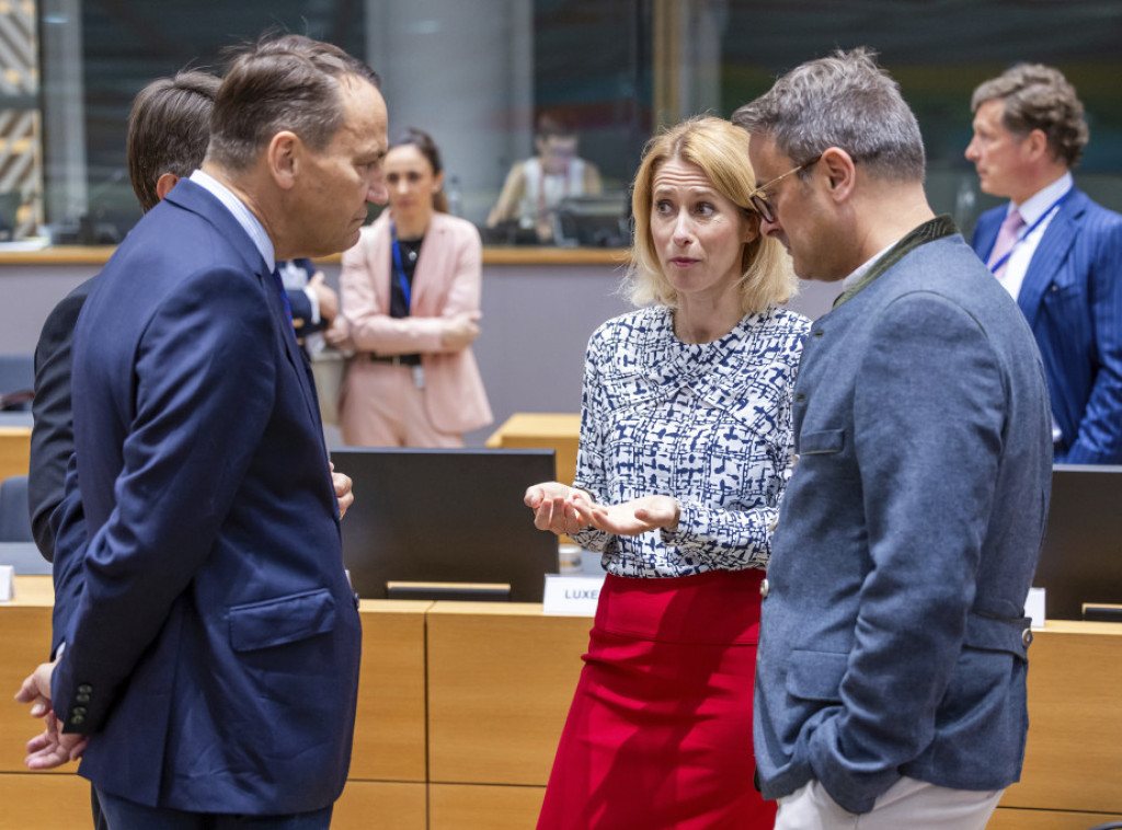 Sikorski ponudio gostoprimstvo ukrajinskom komandantu mađarskog porekla