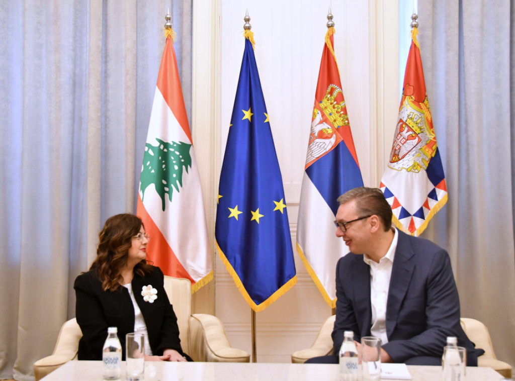 Predsednik Vučić primio u oproštajnu posetu ambasadorku Libana Nadu Al Akl
