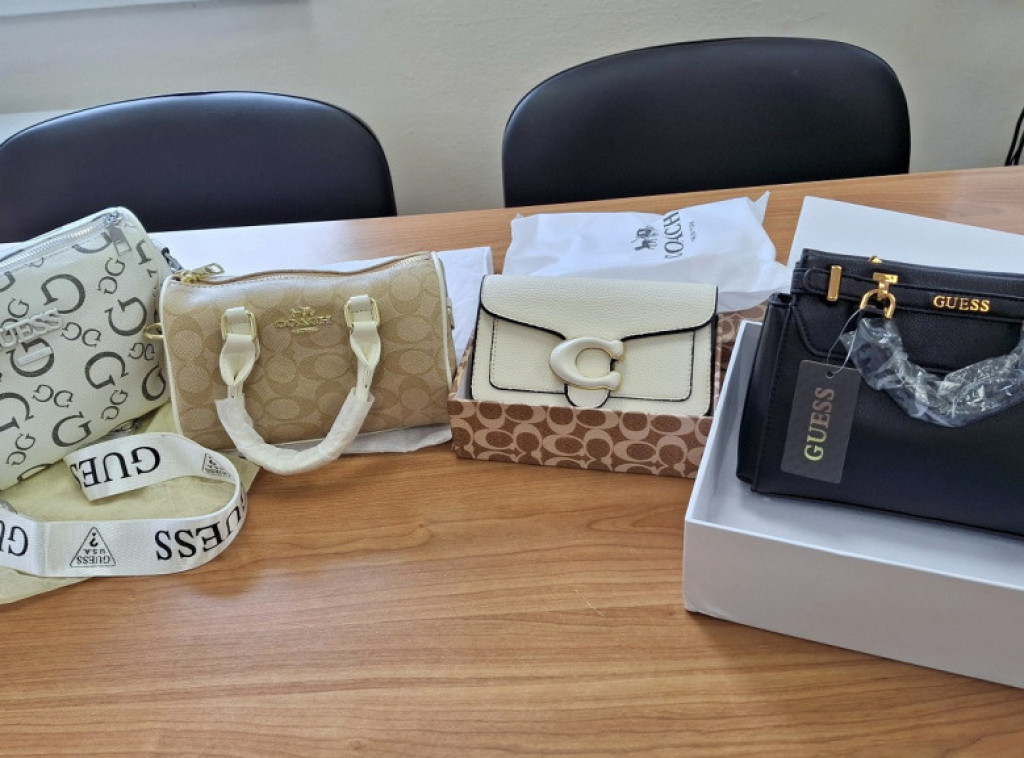 Na graničnom prelazu Bački Breg otkriveno više od 200 neprijavljenih artikala