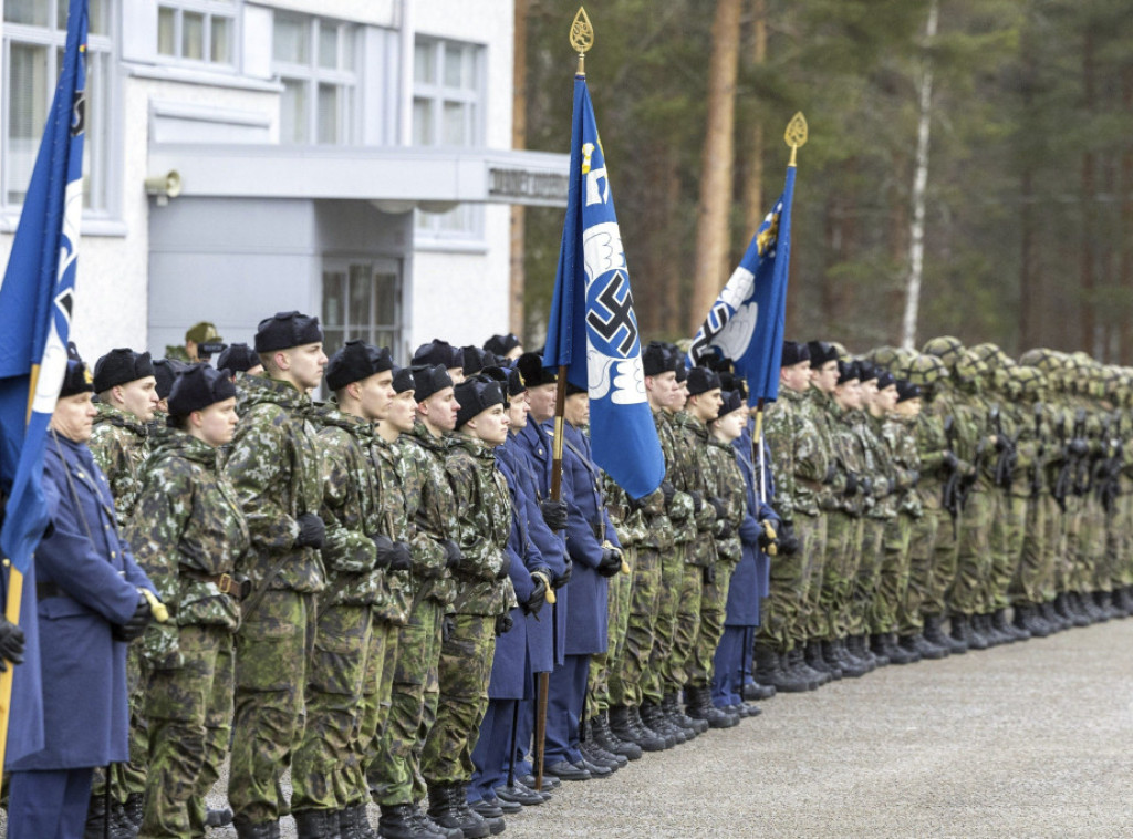Finska avijacija planira uklanjanje svastike sa zastava svojih jedinica