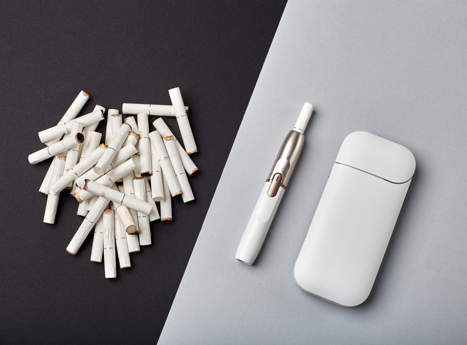 Holandija zaplenila stotine hiljada elektronskih cigareta i 23 miliona cigareta