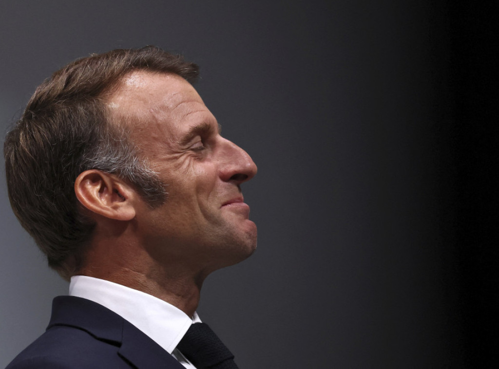 Francuska: Peticija protiv Makronove odluke o slanju vredne tapiserije u Veliku Britaniju