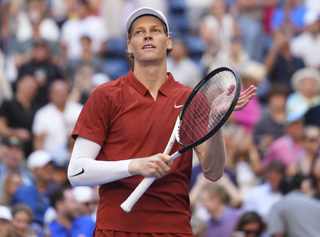 Siner izgubio set, pa pobedio Šapovalova za plasman u osminu finala US Opena