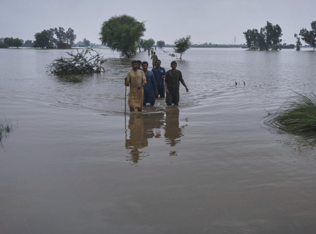 Pakistan: Rekordne poplave u Pandžabu, pogođeno dva miliona ljudi, nivo reka u porastu