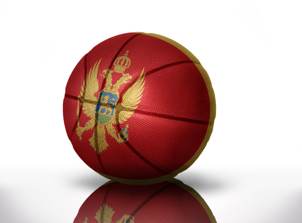 Košarkaši Crne Gore pobedili Grčku u kvalifikacijama za Svetsko prvenstvo