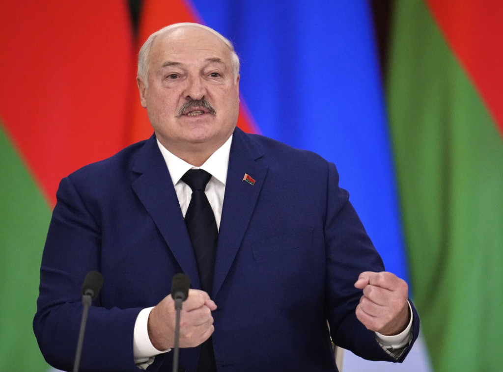 Lukašenko potvrdio spremnost da poseti Pjongjang u čestitki Kim Džong Unu