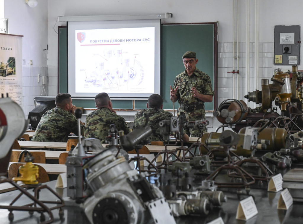Konkurs za prijem kandidata iz građanstva na Kurs za podoficire trajaće do 30. septembra
