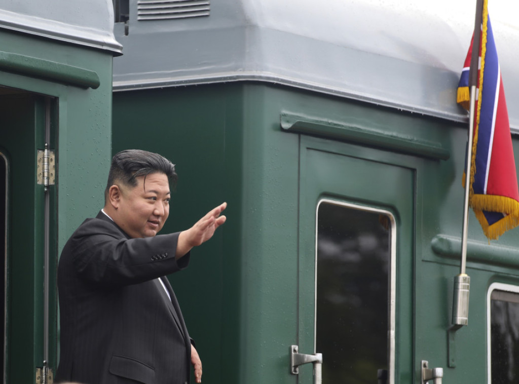 Voz kojim Kim Džong Un putuje za Peking prešao kinesku granicu