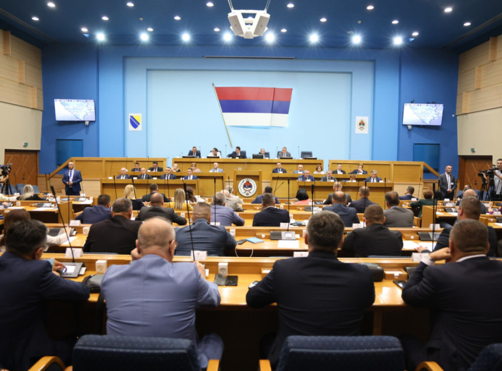 Sutra dve posebne sednice Narodne skupštine Republike Srpske