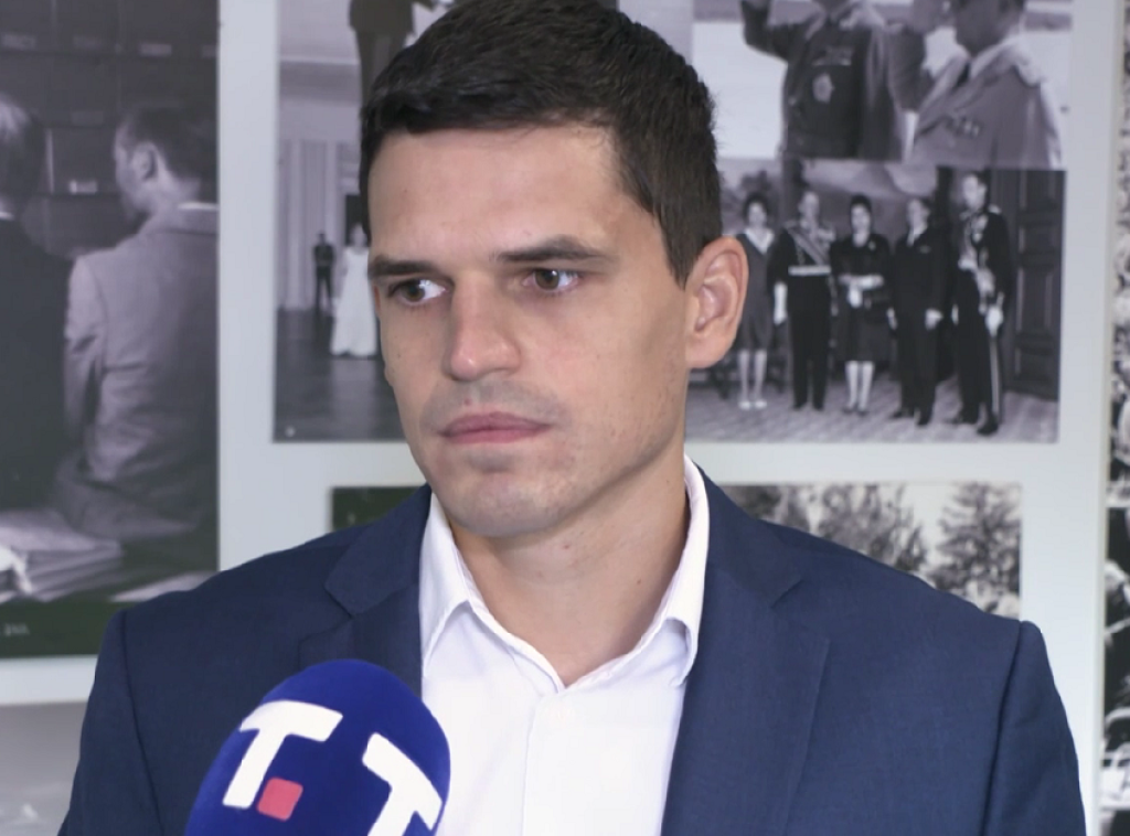 Zavišić: Protesti preusmereni na srednjoškolce jer su oni pogodno tlo za manipulaciju