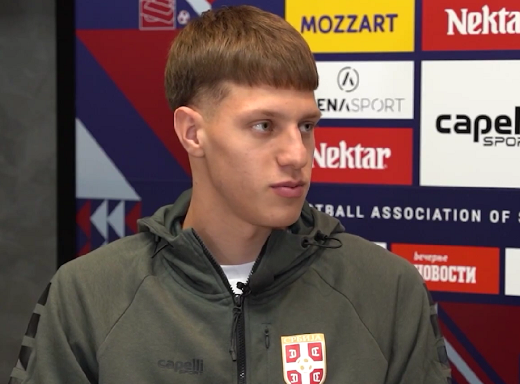 Ugrešić: Ostvarenje sna, privilegija je trenirati sa igračima koje ima Srbija