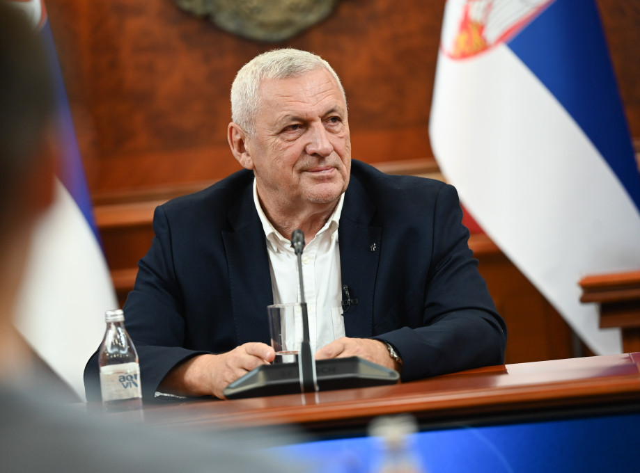 Ministar Balint otvorio konferenciju "Talas novih prilika" u Knjaževcu