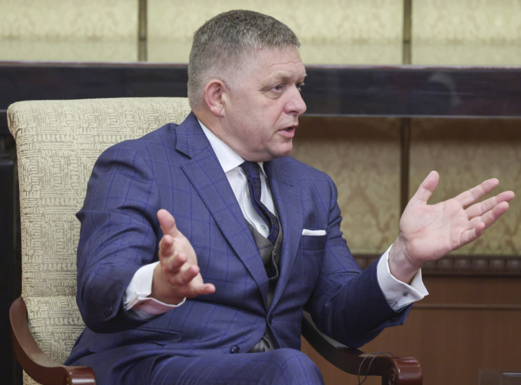 Fico: Pričaću sa Zelenskim o napadu na naftnu infrastrukturu