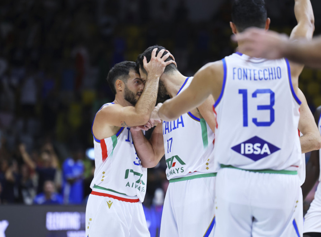 Košarkaši Italije pobedili Španiju, Jabusele za trijumf Francuza protiv Poljske