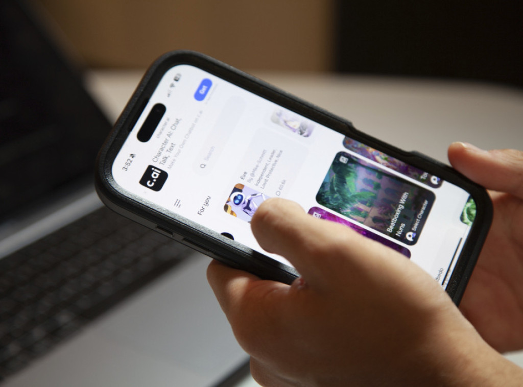 ICE dobio pristup izraelskom špijunskom softveru za hakovanje telefona