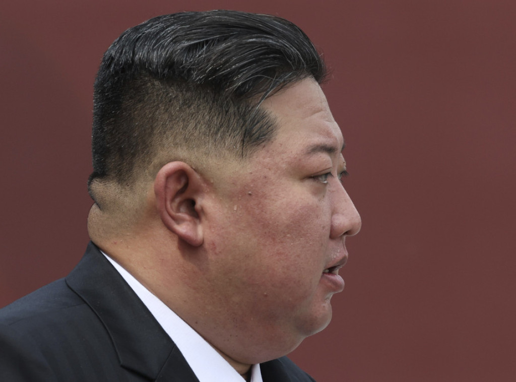 Kim Džong Un se rukovao sa predsednikom južnokorejske skupštine u Pekingu