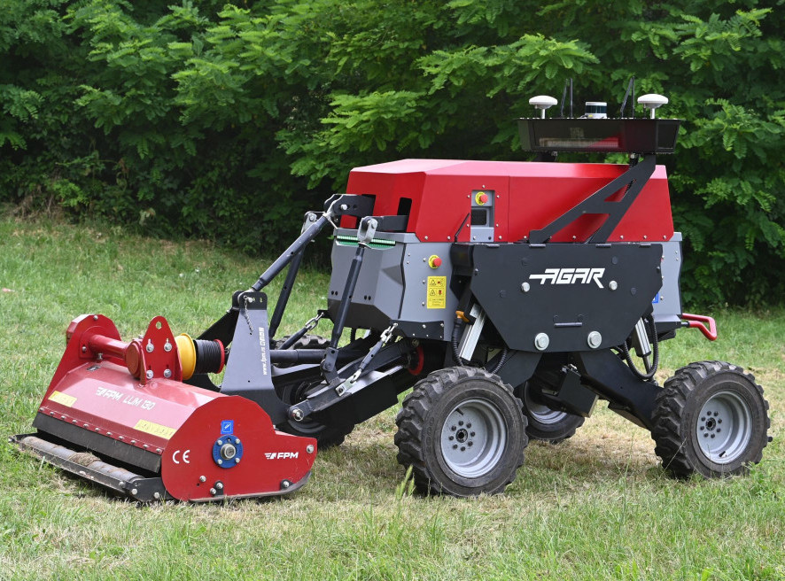 Napravljen autonomni robot AgAR za očuvanje i obnovu šuma i prirodnih resursa u Srbiji