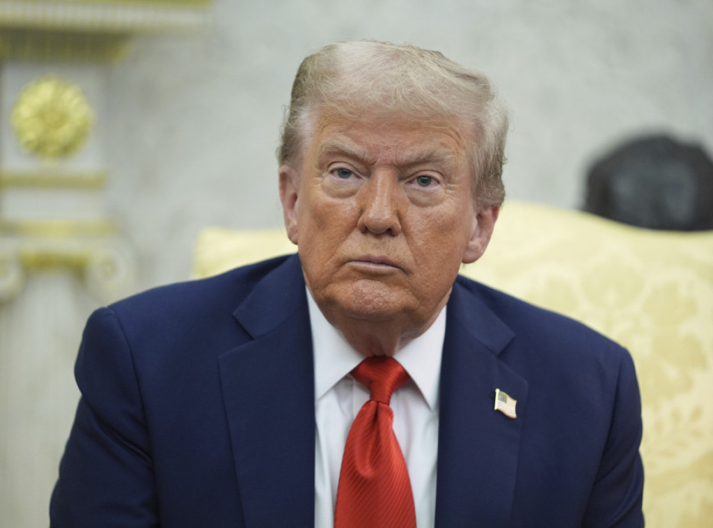 Tramp potpisao izvršnu naredbu o stupanju na snagu trgovinskog sporazuma Japana i SAD